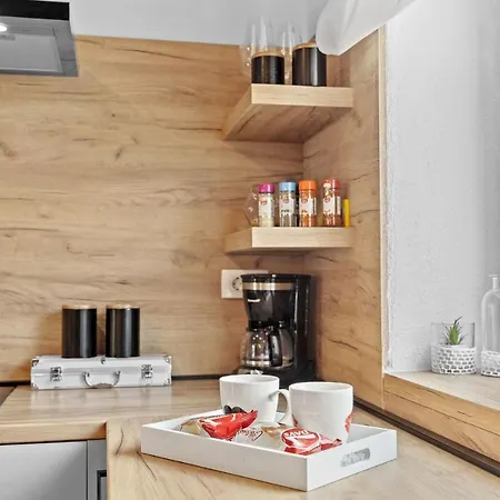 Pietro Comfortable *