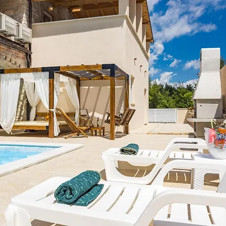 Villa Pietro Comfortable Cabrunici