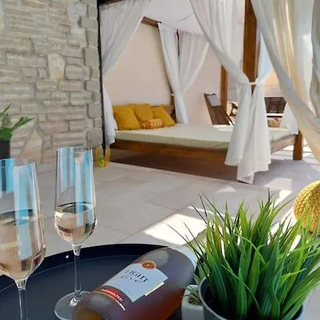 Pietro Comfortable Cabrunici